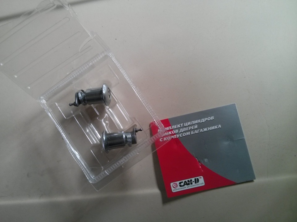 Замена личинок замков — Lada 2105, 1,3 л, 1990 года | запчасти | DRIVE2