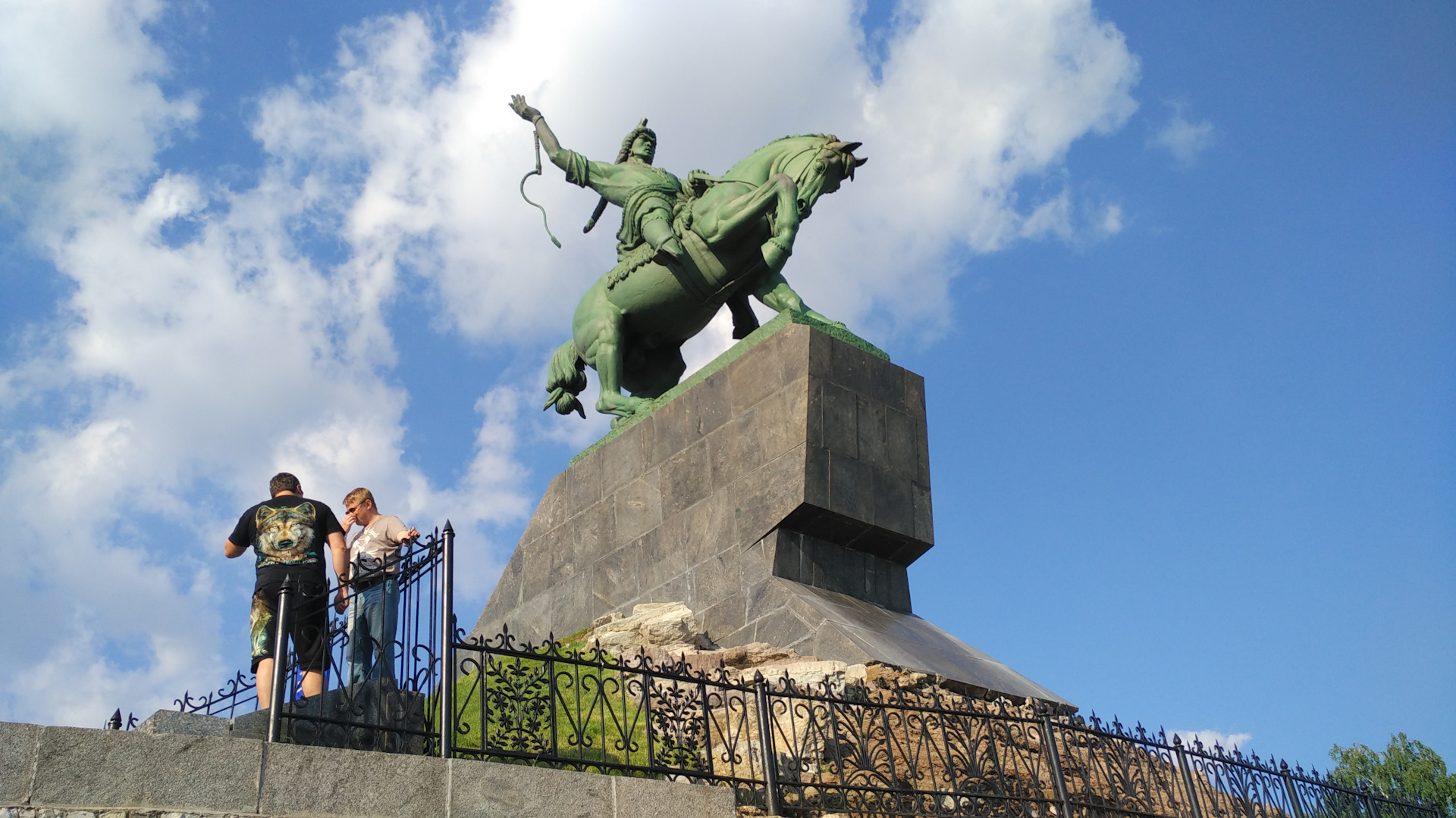 Как нарисовать памятник салавата юлаева