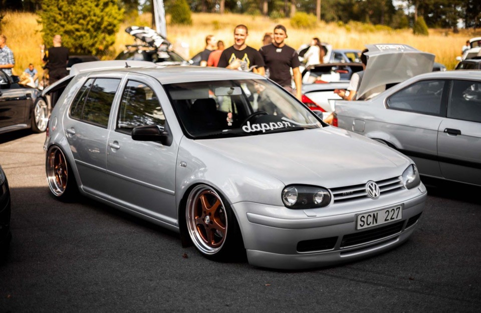 Volkswagen Golf GTI mk4 stance