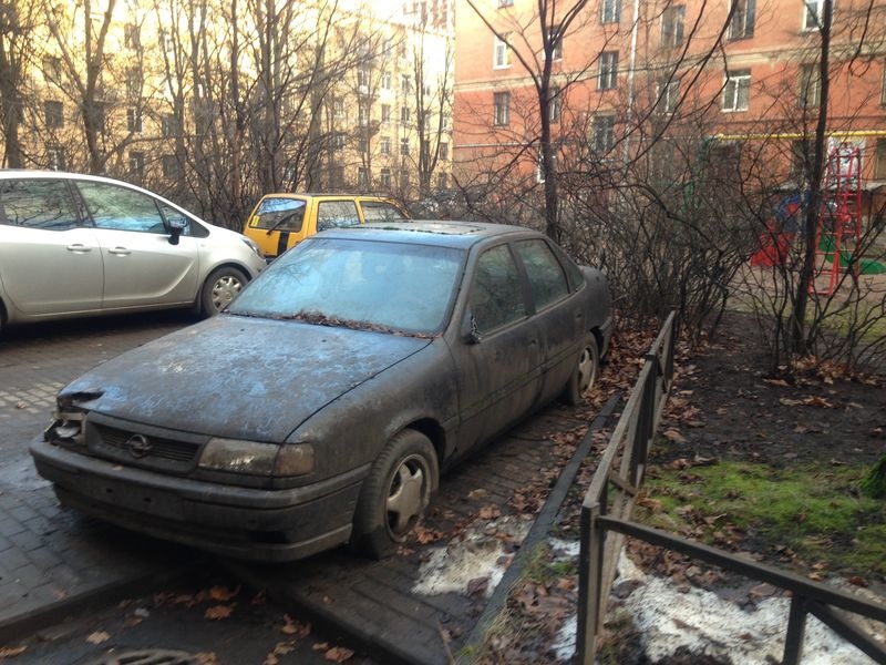 Брошенные автомобили в санкт петербурге