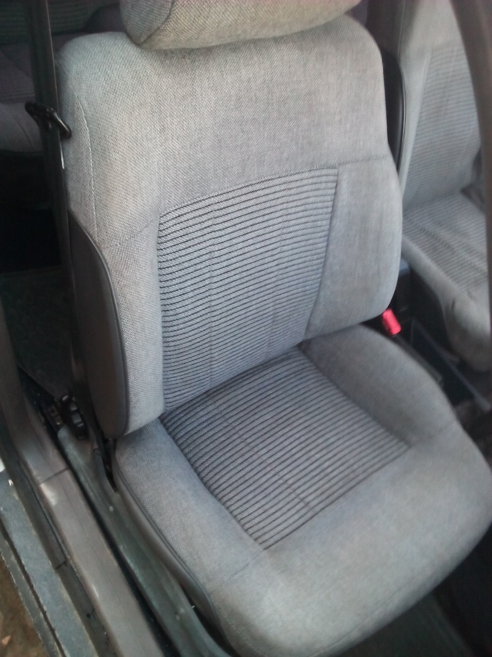 Чистка салона Ванишем! — Peugeot 405, 1,9 л, 1989 года | мойка | DRIVE2