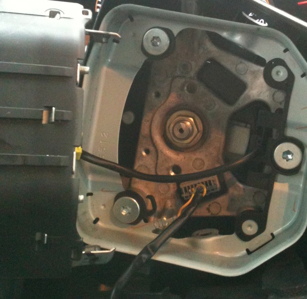 Подушка подключена. — Nissan Teana (J31)