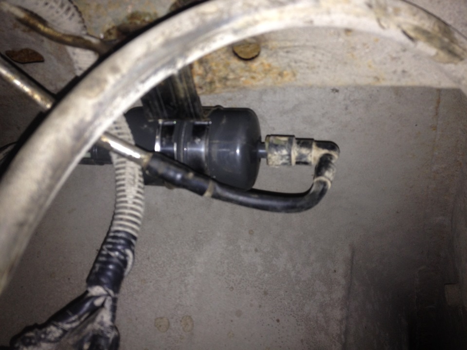 Как же устроен топливный фильтр — Jeep Grand Cherokee (WJ), 4 л, 1999 ...