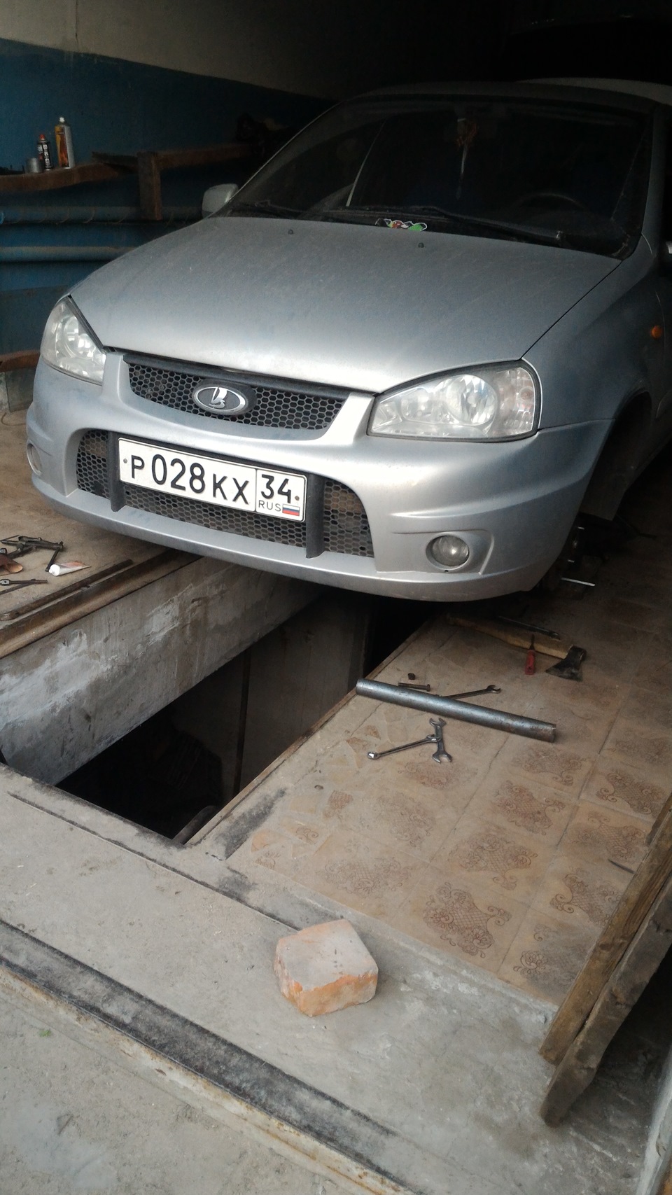 Замена шаровых, стоек стабилизатора и ромашек — Lada Калина Спорт (1G ...