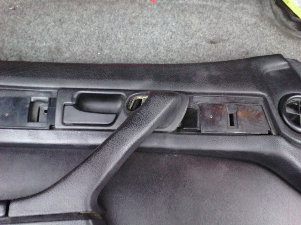 Разборка водительской двери. — BMW 7 series (E32), 3 л, 1990 года ...