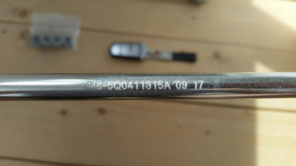 Ремкомплект стоек стабилизатора VAG 1K0 498 315 A — Volkswagen Passat ...
