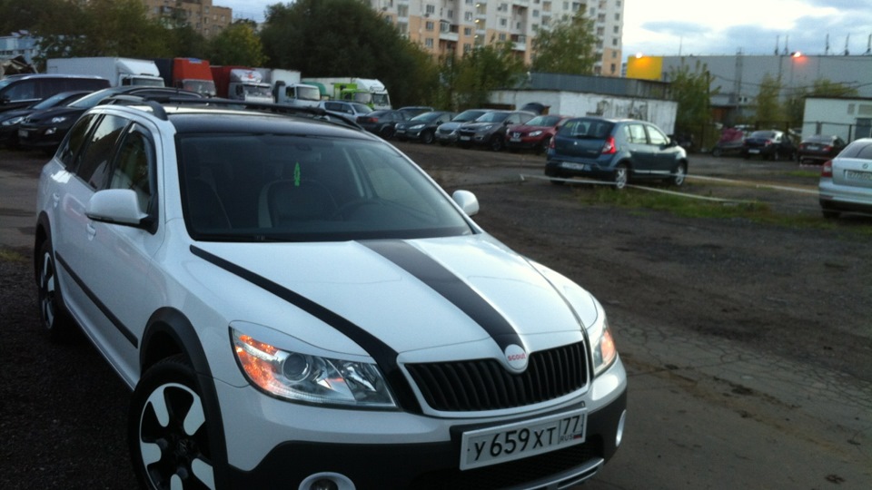 Skoda Octavia Scout самолёт