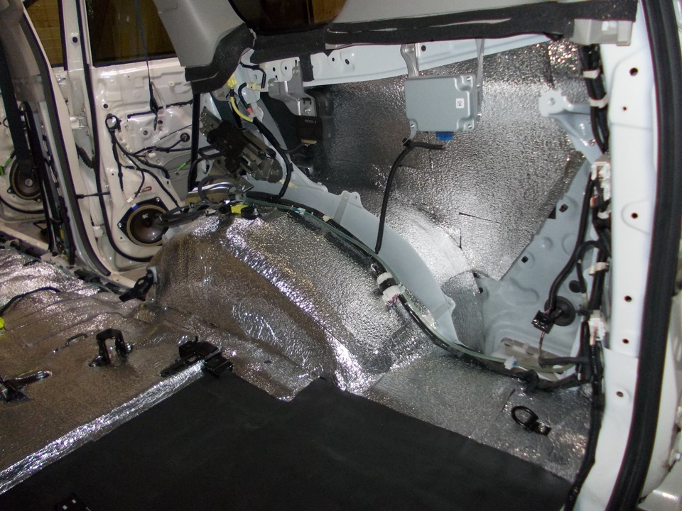 кофр на крышу прадо 150. мочевина прадо 150. мочевина прадо 150. бокс на крышу ленд крузер прадо 150. глушитель тойота ленд крузер 80.