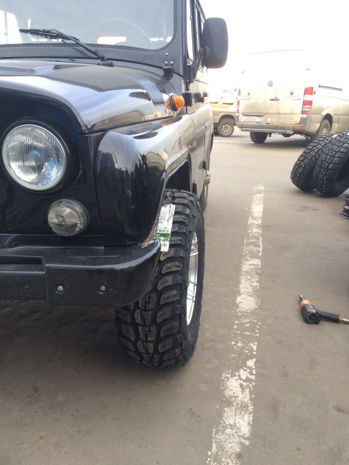 Шины уаз хантер 16. Уаз хантер на стандартных колесах. Уаз хантер 285/75/16. Резина на уаз хантер на 16 всесезонные. Шины уаз хантер 16.