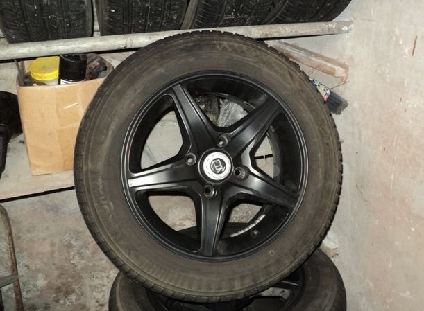 Продам колёса — Nissan Almera II (N16), 1,8 л, 2003 года | шины | DRIVE2
