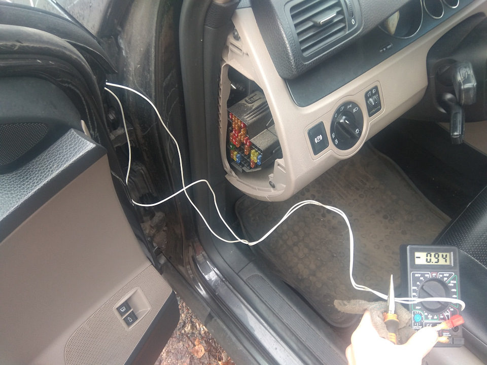 Садится АКБ — Volkswagen Passat B6, 1,9 л, 2007 года | поломка | DRIVE2