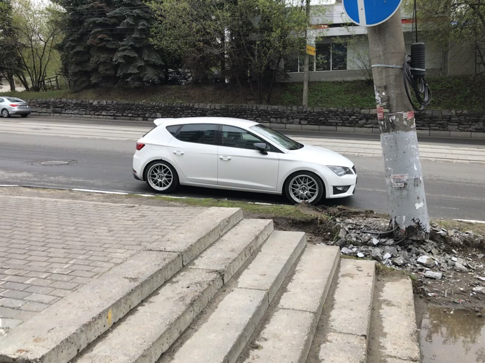 Фото в бортжурнале SEAT Leon FR (Mk3)