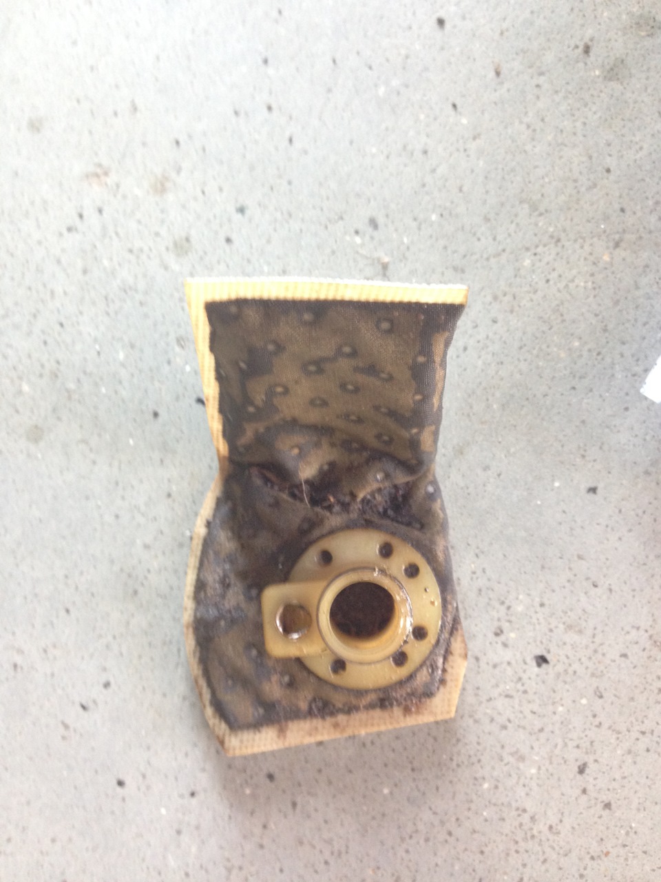 Обслужил кондиционер, поменял сетку бензонасоса, сделал развал ...