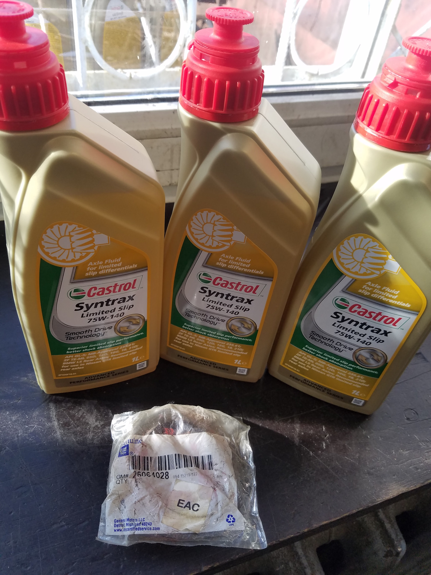 7. Субару трибека 20011 масло в коробку оригинал. Масло акпп дифференциала ауди 80. Масло редуктор 75-140 mercedes. Ауди а6 2 л.