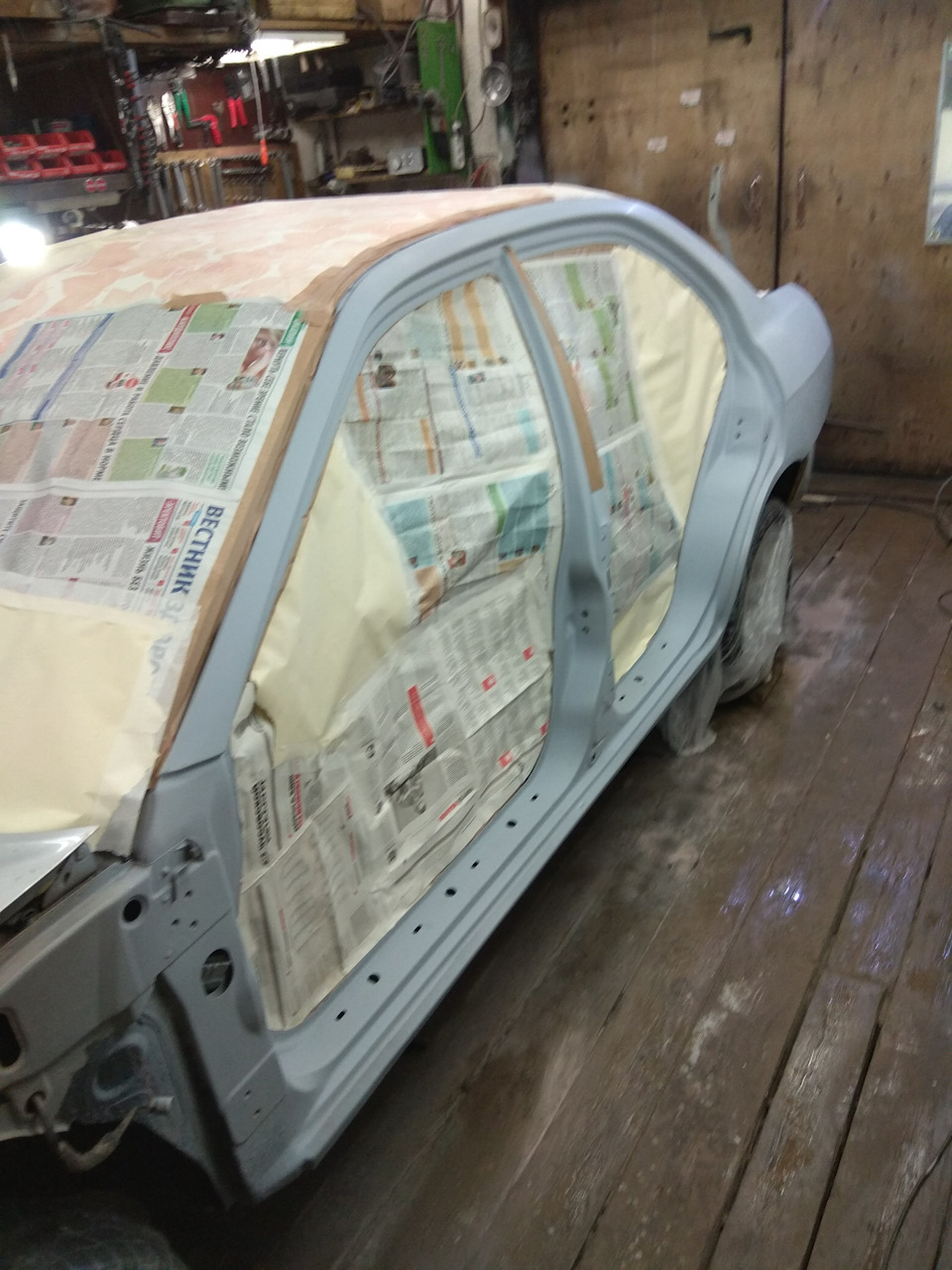 Замываю грунт и оклейка под покраску — Mitsubishi Lancer VI, 1,5 л ...