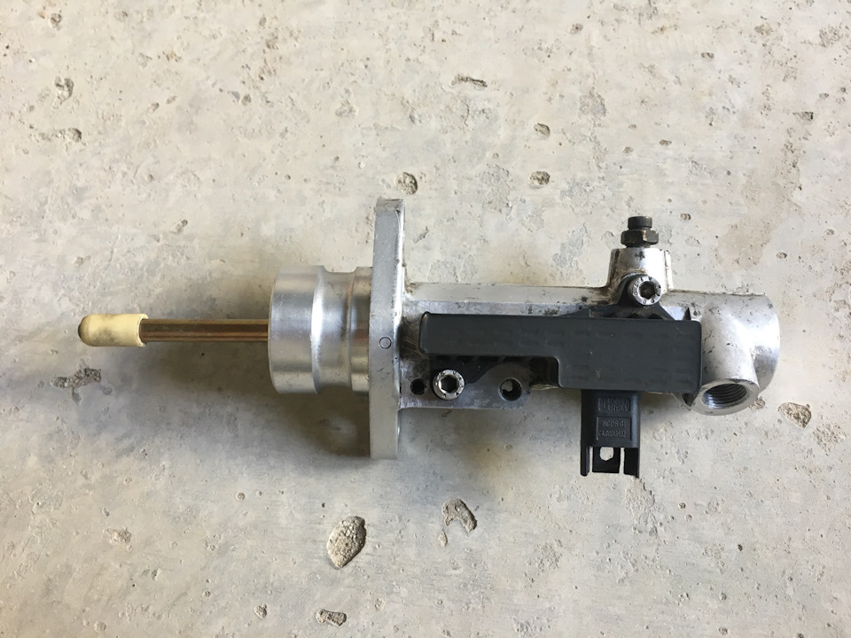 Выжимной цилиндр сцепления — BMW 3 series (E46), 3 л, 2002 года ...