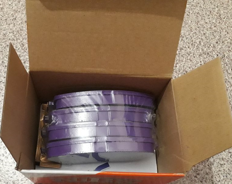 Замена передних тормозных дисков и колодок — Hyundai Solaris, 1,6 л ...