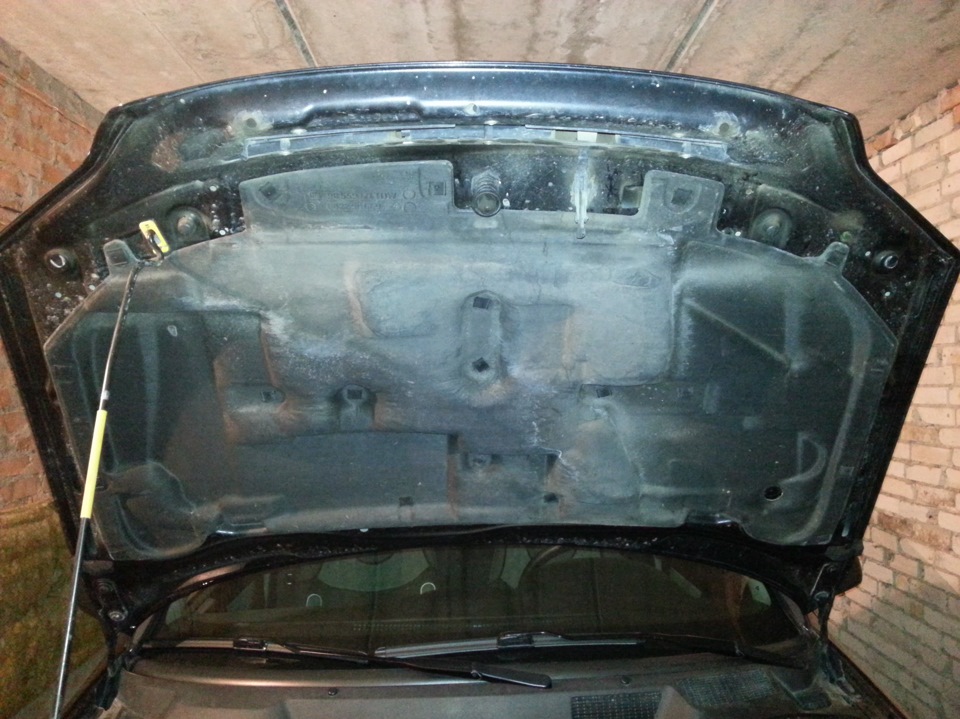 Шумка капота — Opel Astra G, 1,6 л, 2007 года | аксессуары | DRIVE2