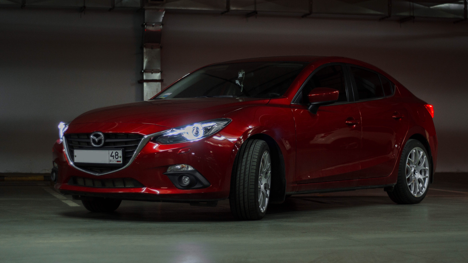 Мазда 3 бм седан. Mazda 3 BM. Мазда 3 BM седан. Mazda 3 2015. Мазда 3 БМ седан драйв2.