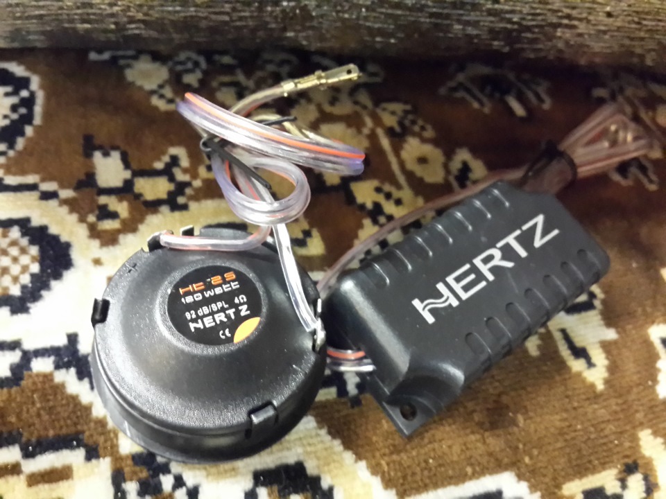 Hertz ht. Hertz ht25. ВЧ динамики 1.5 дюйма Hertz. ВЧ Hertz 25. Hertz HT 25 АЧХ.