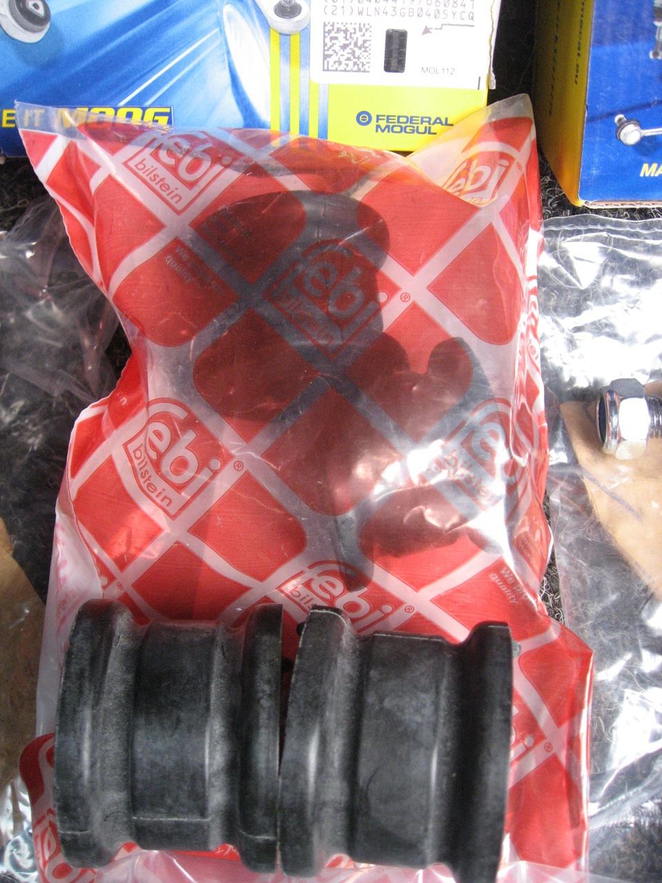 на днях заменил рулевые тяги и втулки стабилизатора — Mercedes-Benz E ...