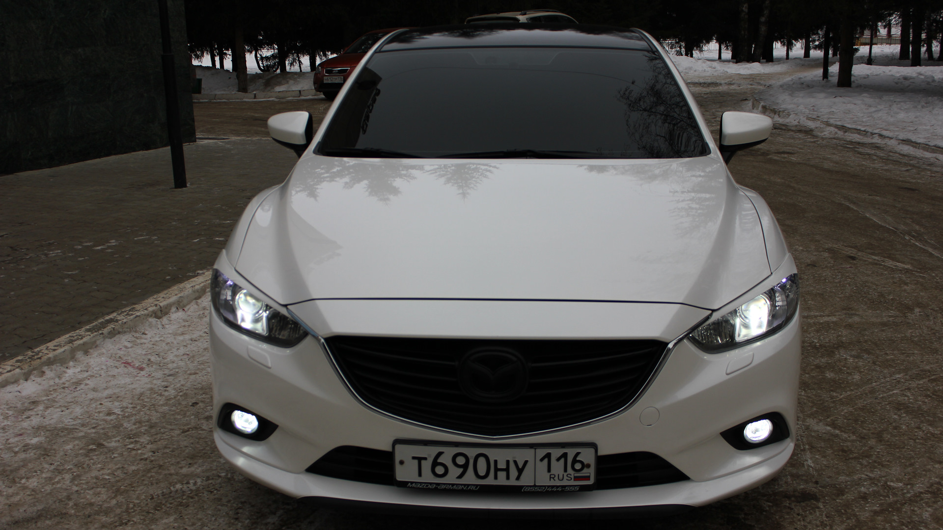 Mazda 3 перламутр