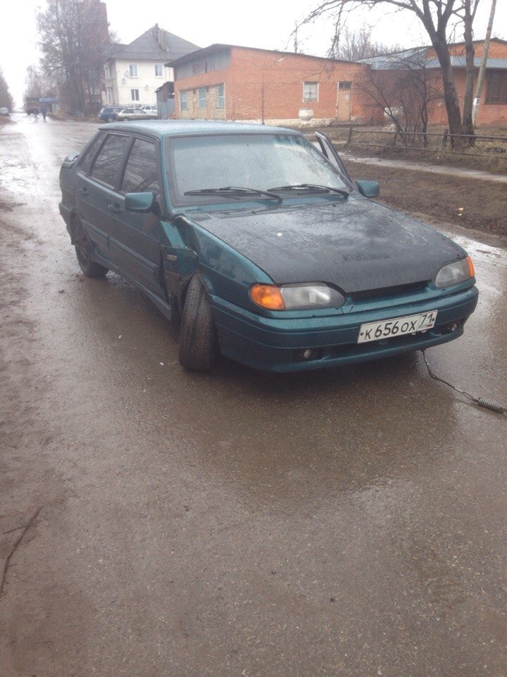 приехали — Lada 2115, 1,5 л, 2000 года | ДТП | DRIVE2