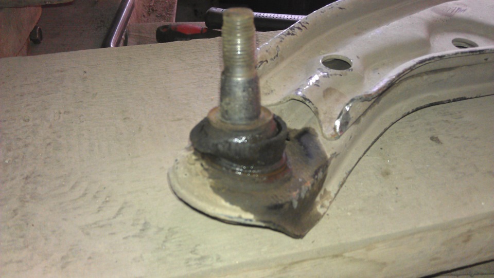 Opel astra сайлентблок. шаровая ленд ровер фрилендер 2. сайлентблок рычага ниссан максима а33. сайлентблок рычага авео т250. замена сайлентблоков шаровых.