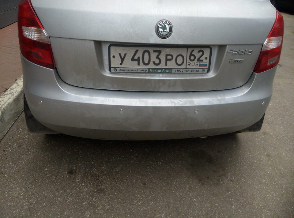 Аксессуары -Парктроник-магнитола — Skoda Fabia Mk2, 1,4 л., 2008 года ...
