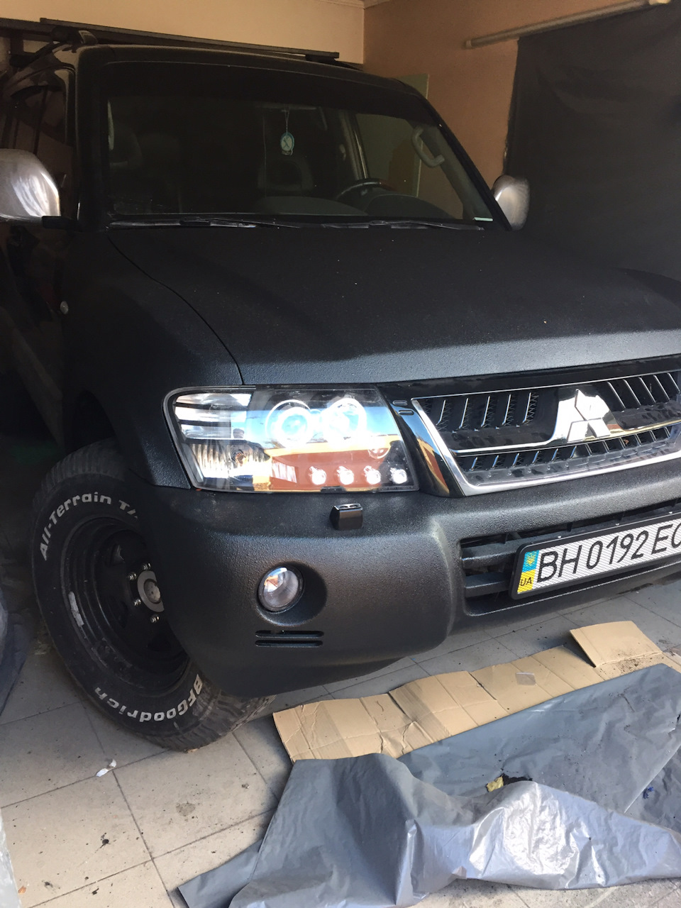 Покраска в раптор (raptor u-pol) часть 2 — Mitsubishi Pajero (3G), 3,5 л,  2004 года | кузовной ремонт | DRIVE2