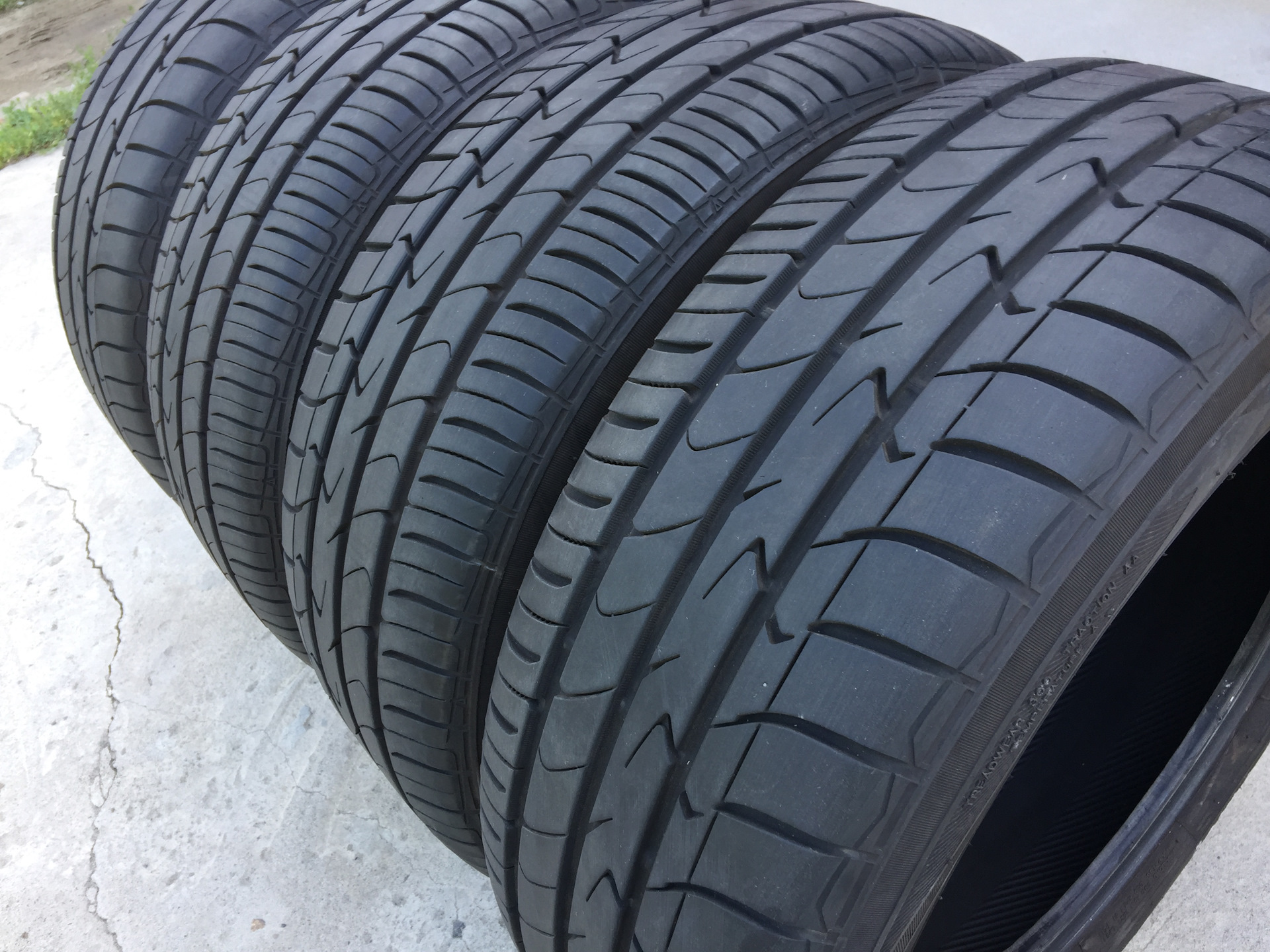 Шины toyo спб. Toyo 215/65 r16. Toyo Tranpath MPZ 225/45 r18. 225/55r17 Toyo. Тойо 205 65 16 лето.