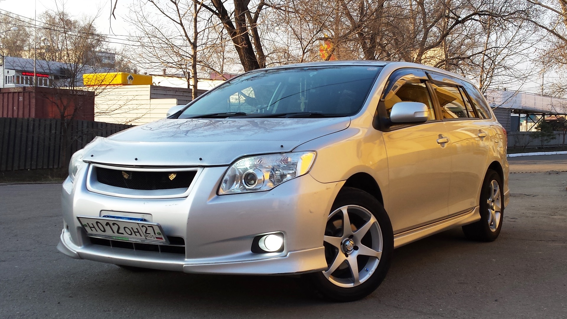 Королла филдер 2007 год. Toyota Corolla Fielder 2007. Тойота Филдер 1.8. Corolla.Fielder 1.8. Тойота Филдер 2007 2010.