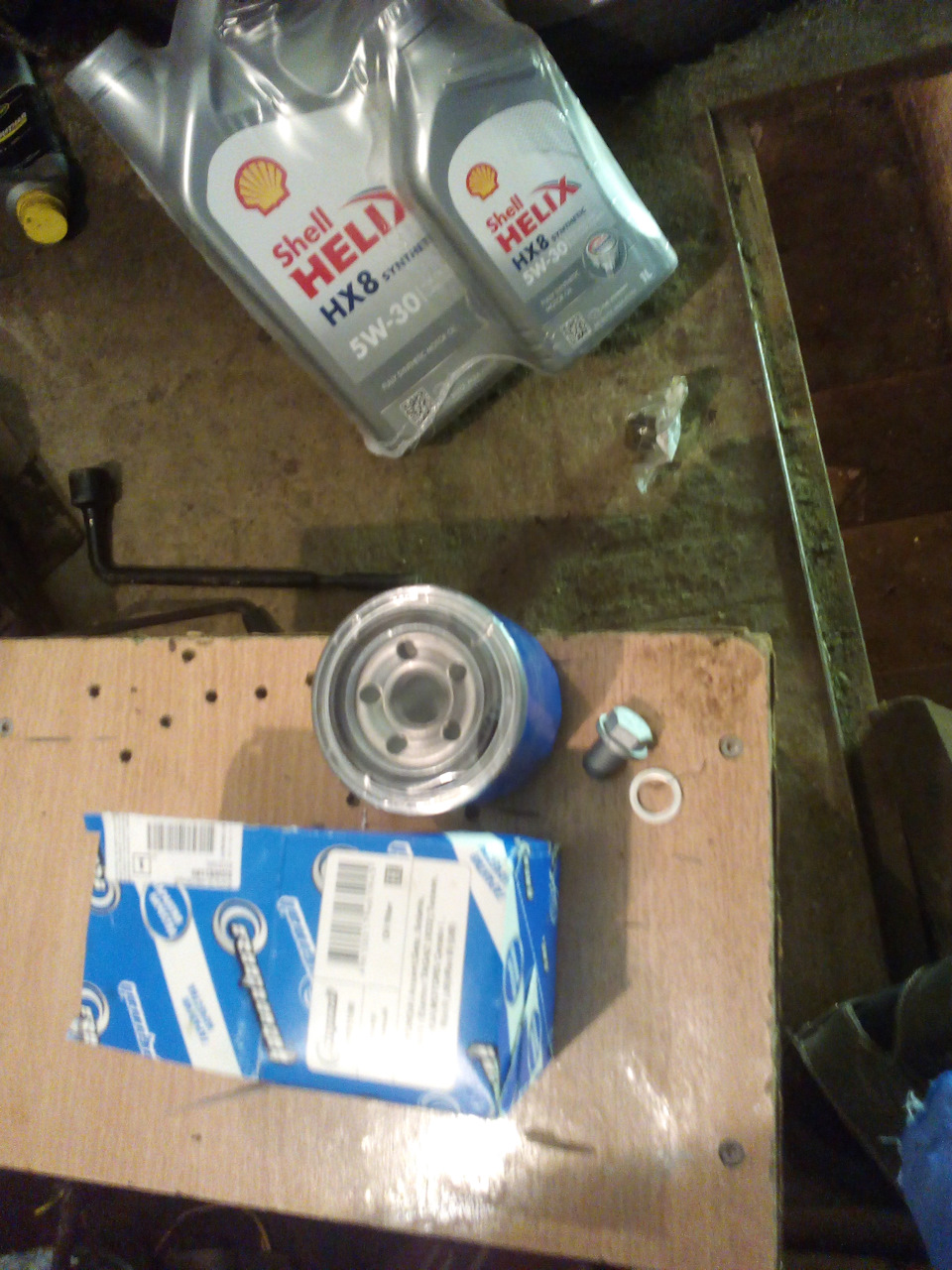 Замена масла Солярис — Hyundai Solaris, 1,6 л., 2011 года | плановое ТО ...