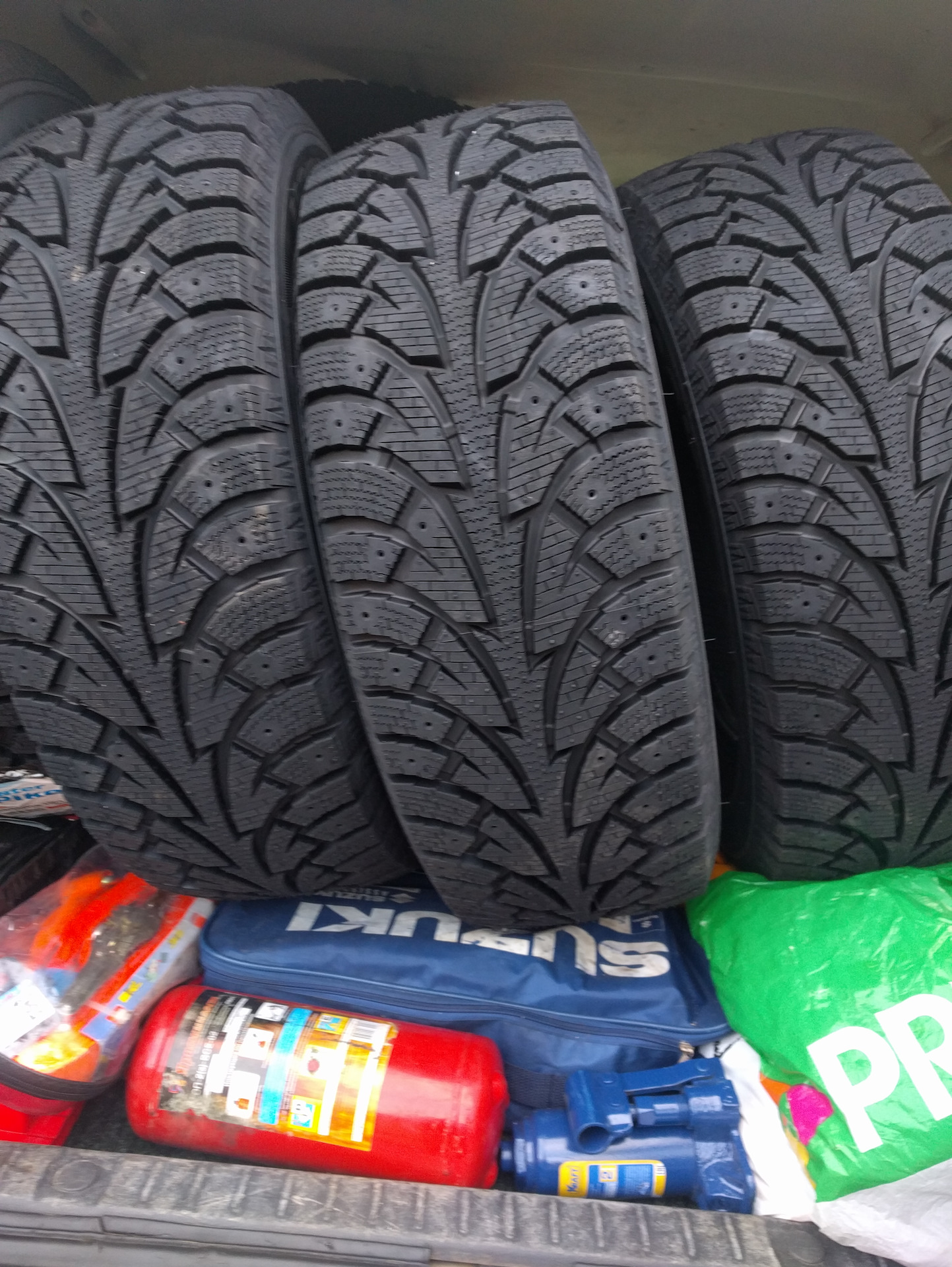 Hankook winter i pike