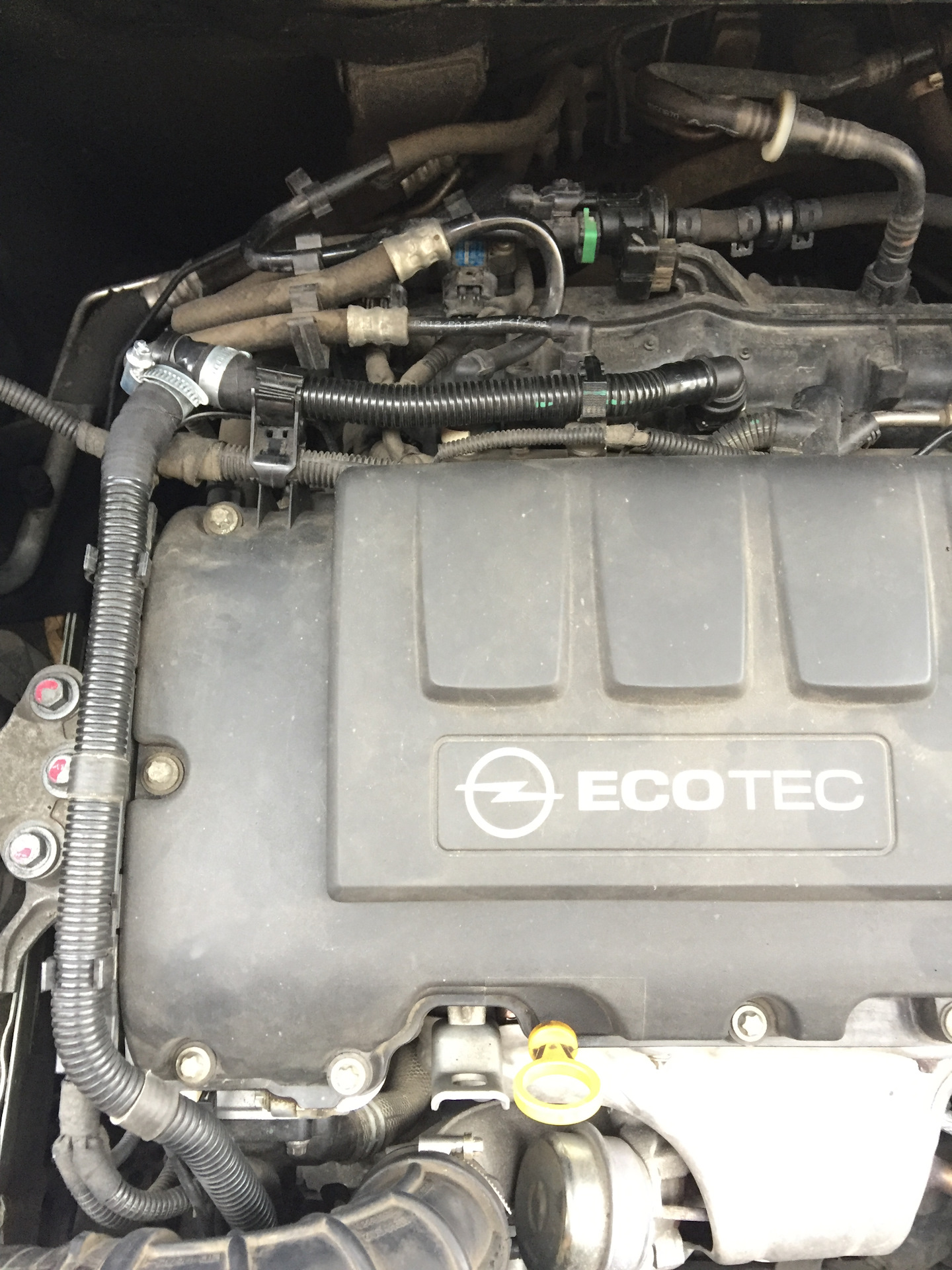 A14net клапан вентиляции картерных газов. Astra-j / двигатель:a14net / акб. 14 net. 4 turbo a14net. 14 net.