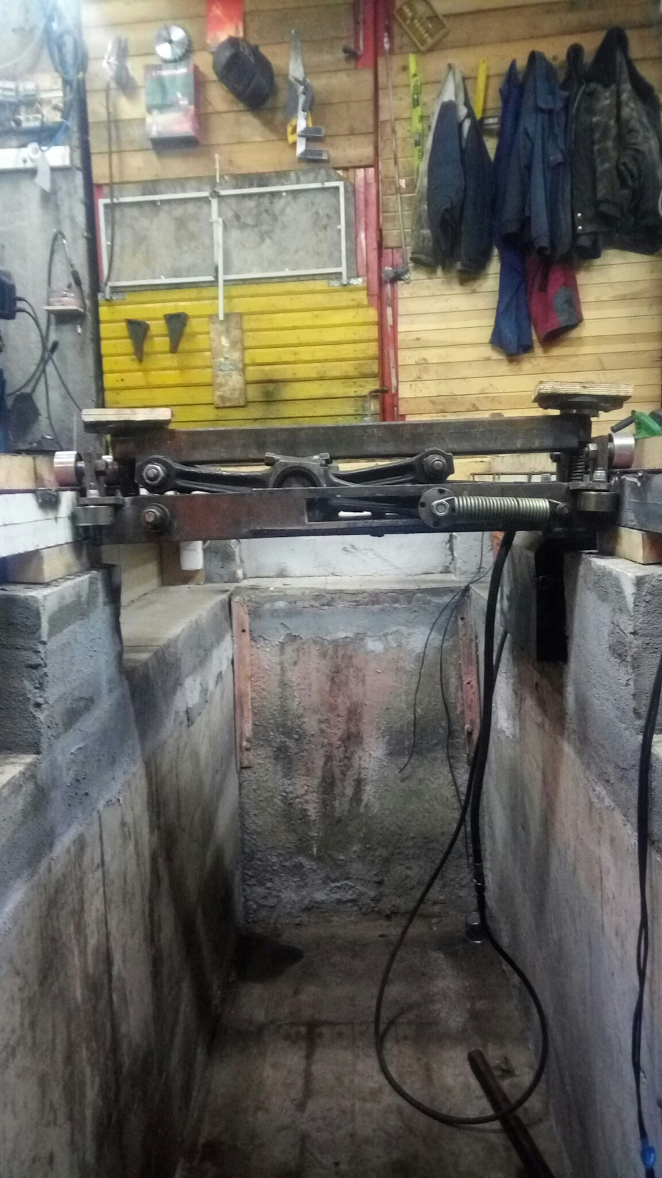 Самодельный дамкрат-траверса на яму — DRIVE2