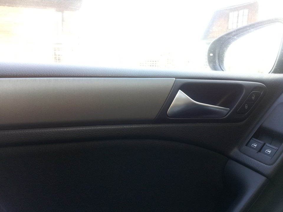Оклейка панелей салона — Volkswagen Golf Mk6, 1,4 л, 2010 года ...