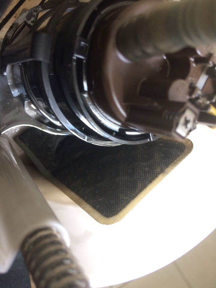 Мойка подкапотного пространства, чистка сеточки бензонасоса — Skoda ...