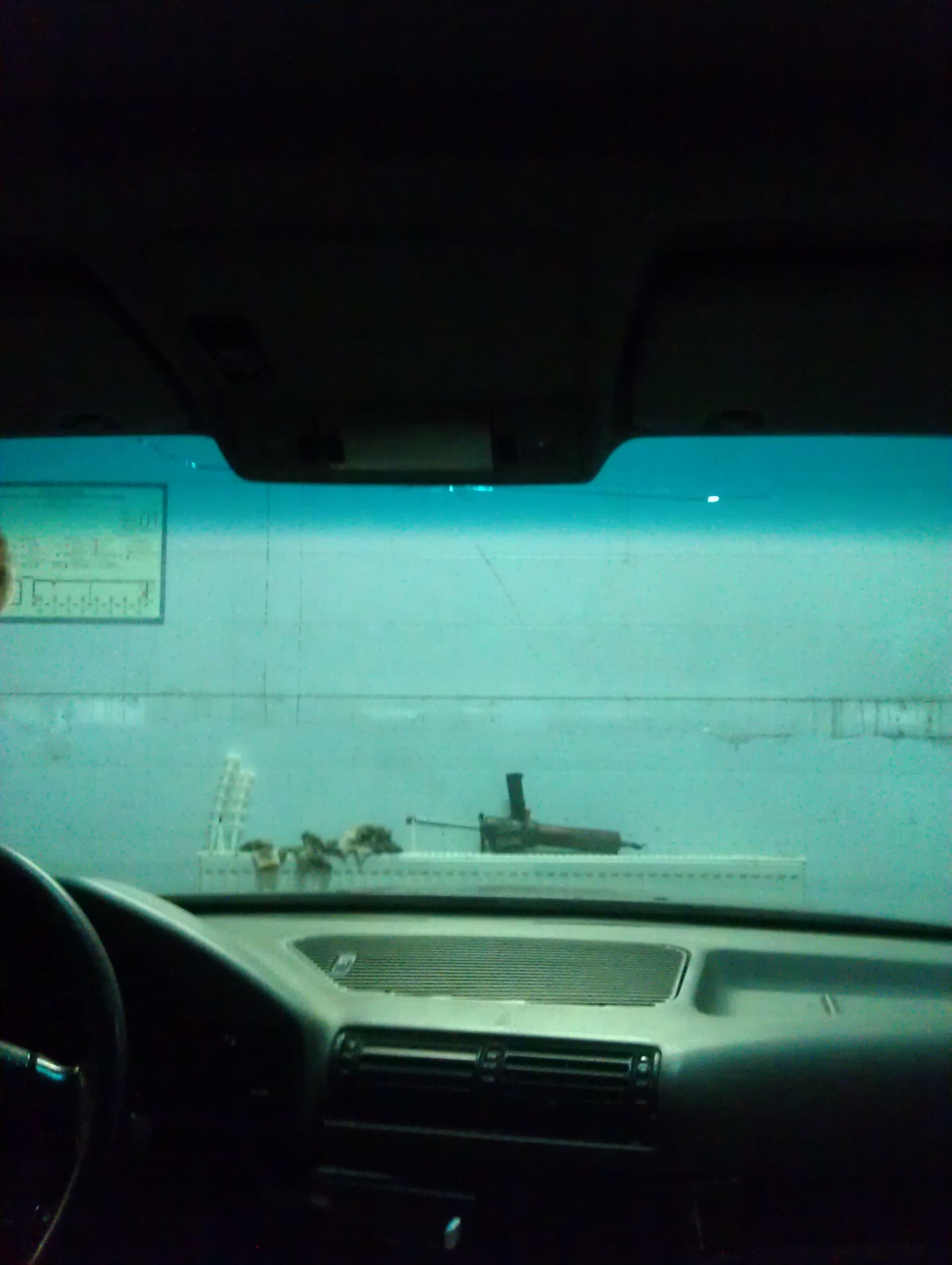 Замена лобового стекла — BMW 5 series (E34), 2,5 л, 1993 года | визит ...