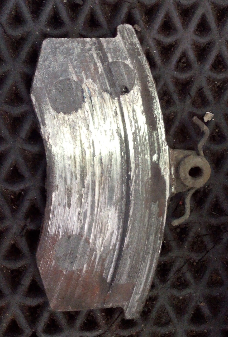 Скрежет при торможении #2 — Lada Калина хэтчбек, 1,4 л, 2008 года ...