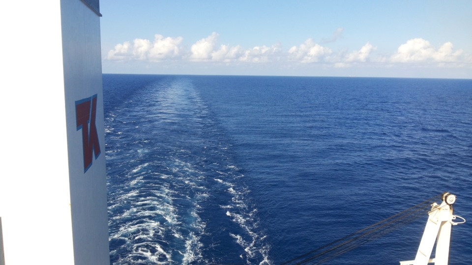 Excursus on the deck of the bulk-oil tanker