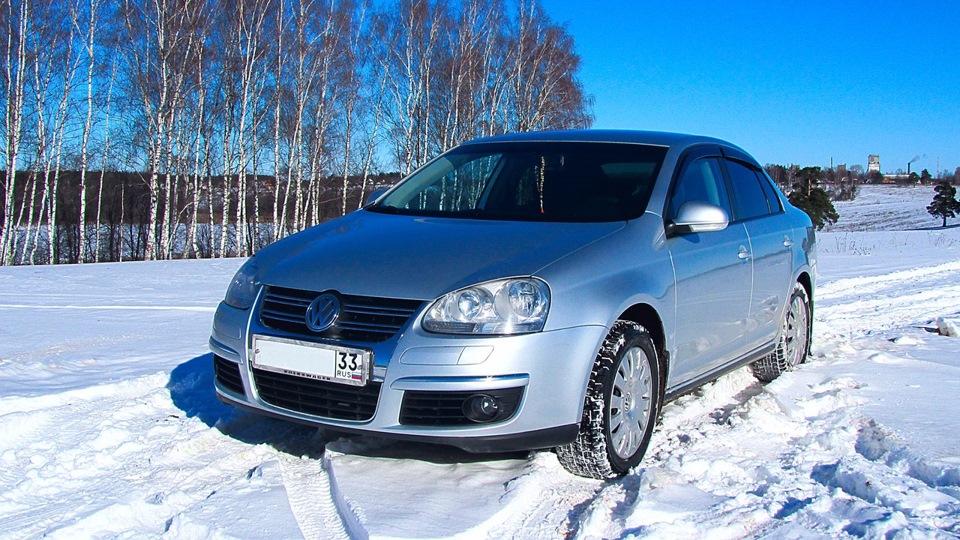 Джетта 2006 год. Фольксваген Джетта 2009. Volkswagen Jetta 2009 год. Фольксваген Джетта 2009 серебристый. Фольксваген Джетта 5 2009 года.