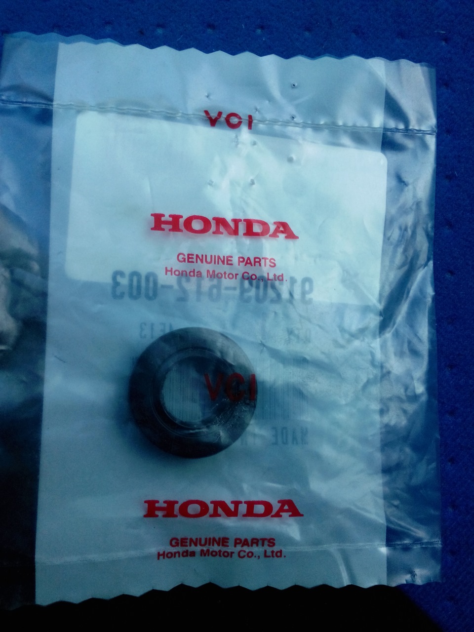 Замена сальника трамблера. — Nissan Almera I (N15), 1,6 л, 1998 года ...