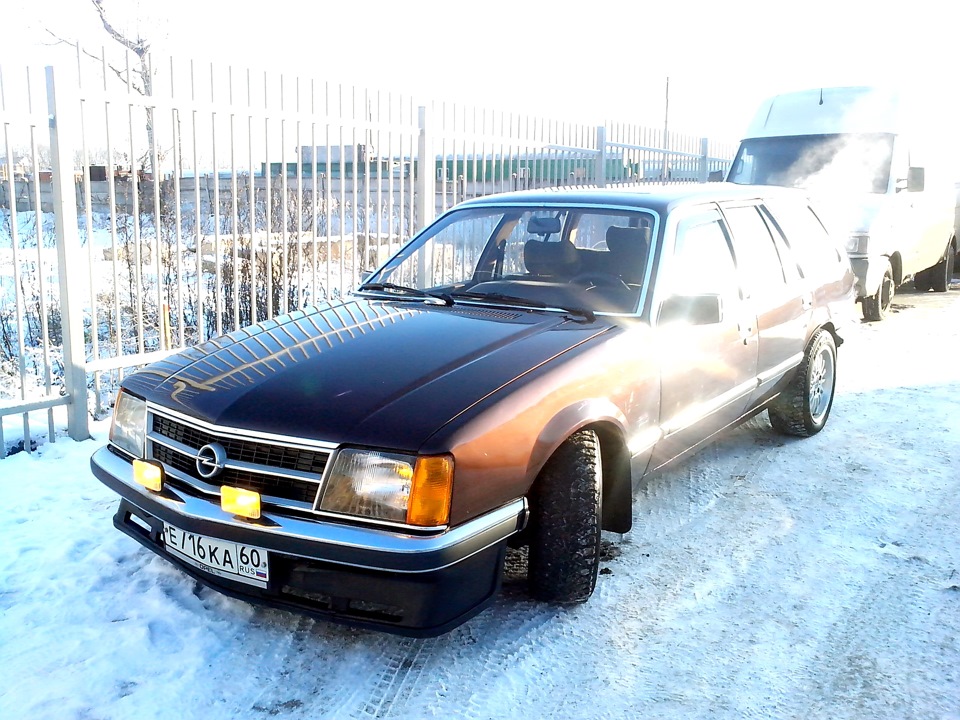 Фото в бортжурнале Opel Rekord E