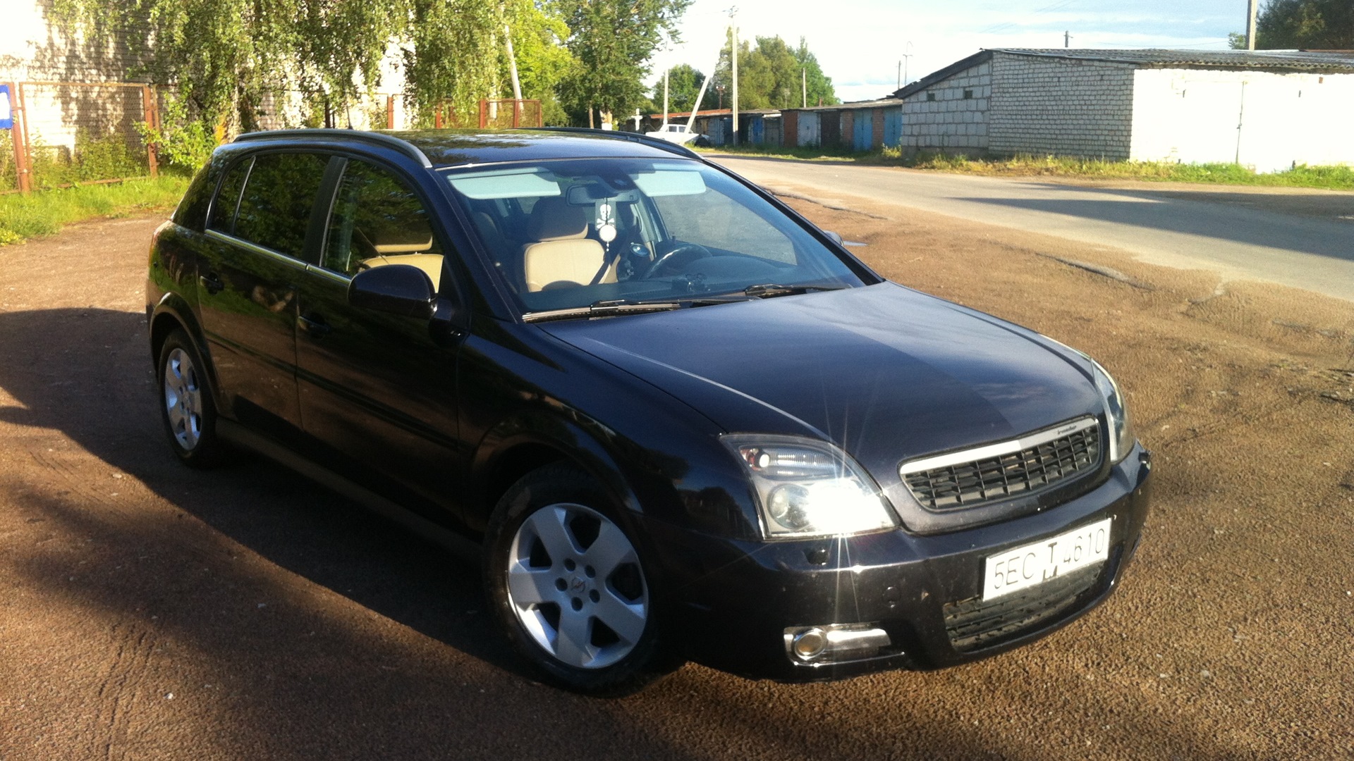 Opel Signum 3.2 1 поколение. Opel Signum с 2006–2008 г.в белый фон. Opel Signum с 2006–2008 г.в дефлектор капота.