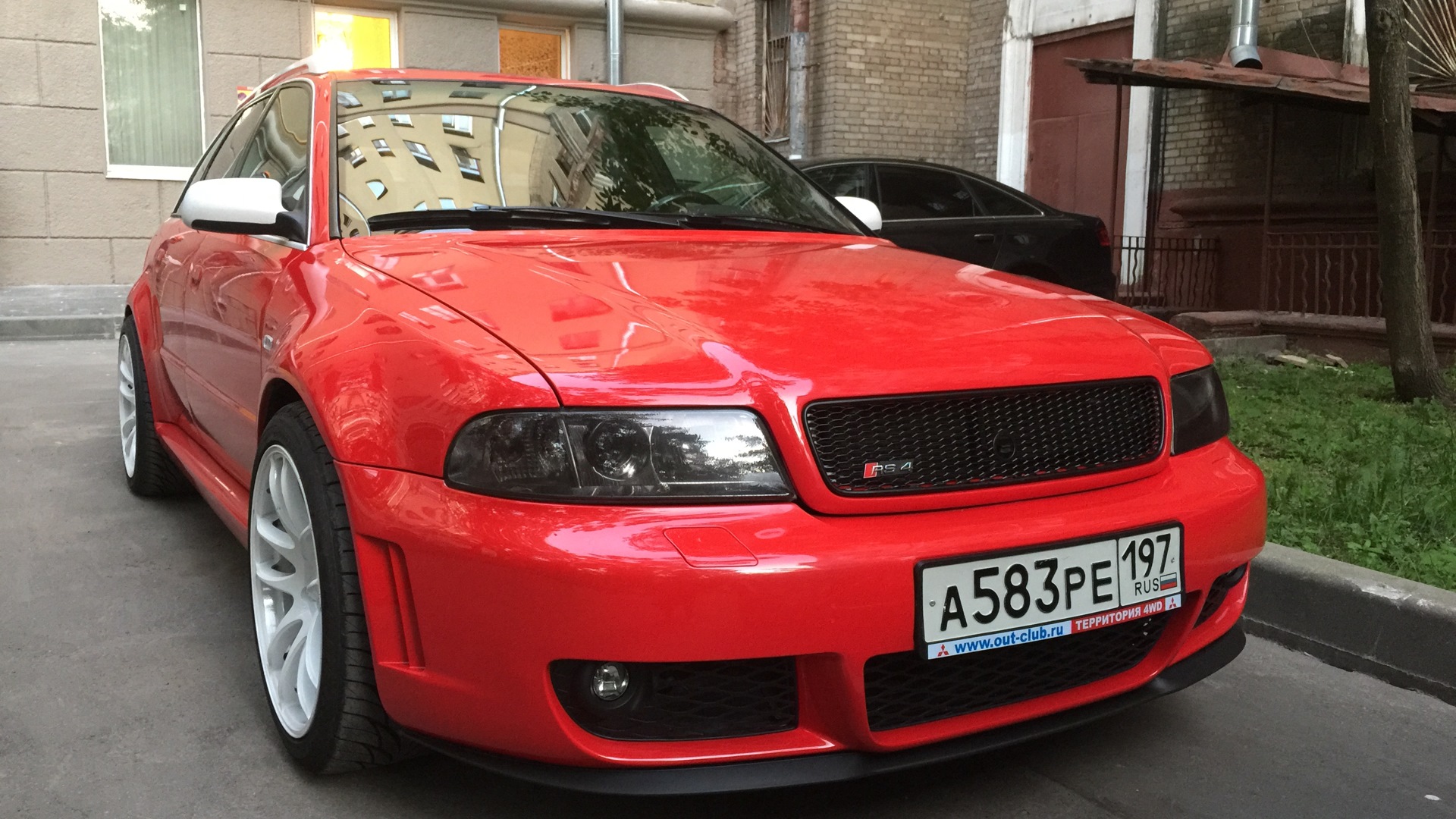 Audi RS4 (B5) 2.7 бензиновый 2001 | 2.7 Biturbo 