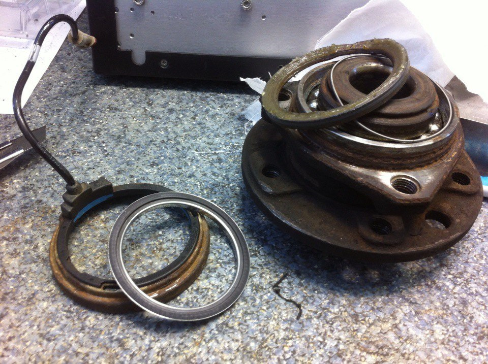 Как я поменял ступицу. — Opel Astra H GTC, 1,8 л, 2008 года | своими ...