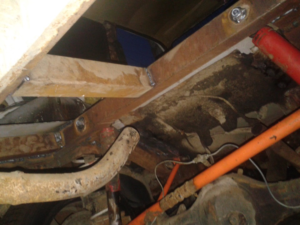 замена лонжеронов на профиль 60X60 — Lada 4x4 3D, 1,6 л, 1994 года ...