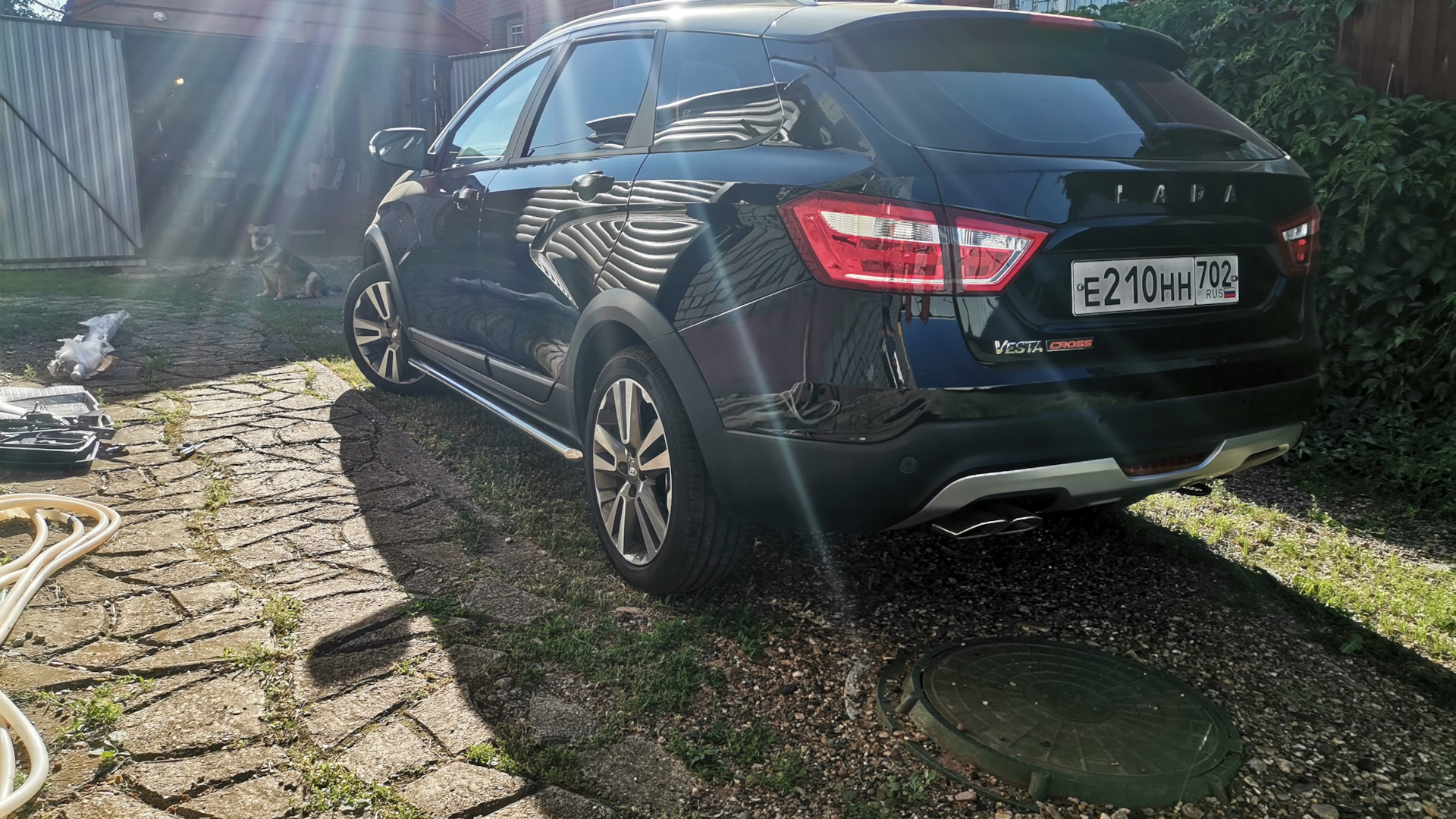 Lada Vesta SW Cross 1.6 бензиновый 2021 | Машина отца на DRIVE2