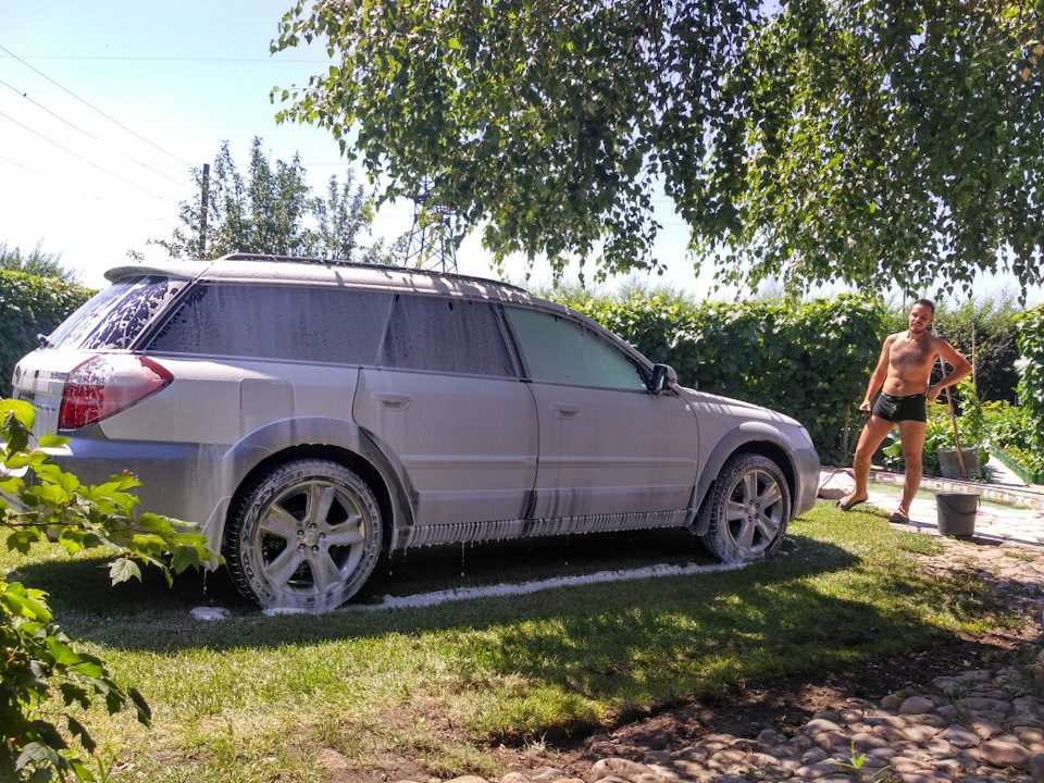 Небольшое видео использования мойки Alteco hpw 120, пенной насадки MJJC ...